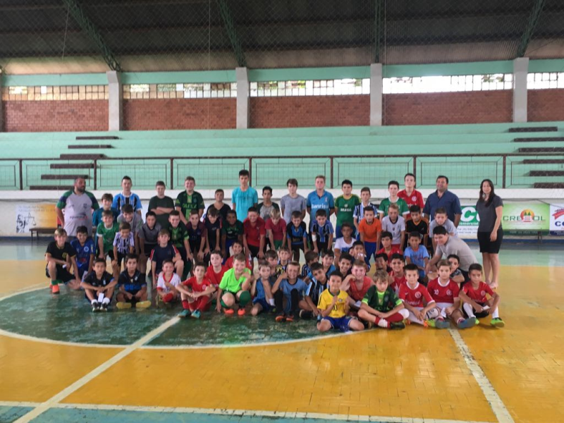 INÍCIO DAS ATIVIDADES DA ESCOLINHA MUNICIPAL PEQUENO CAMPEÃO